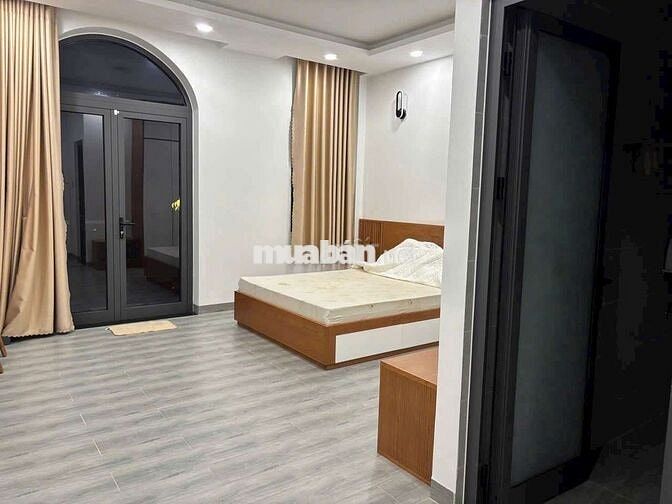 Nhà khu Ao sen Tên Lửa có thang máy Dt 5x20. 4 tấm 30 Triệu