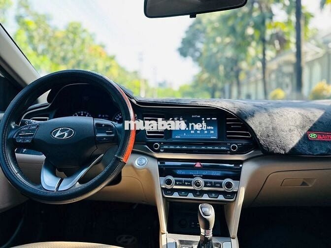Hyundai Elantra 1.6 AT 2020 - 38000km