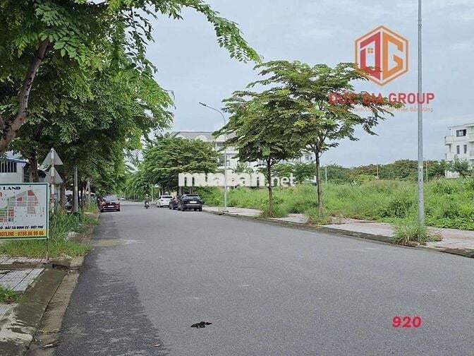 Bán nhà thô 1 trệt 2 lầu trục chính F5 đường to KDC Bửu Long 3