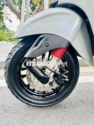 Vespa Sprint S125 xám xi măng cuối 2022