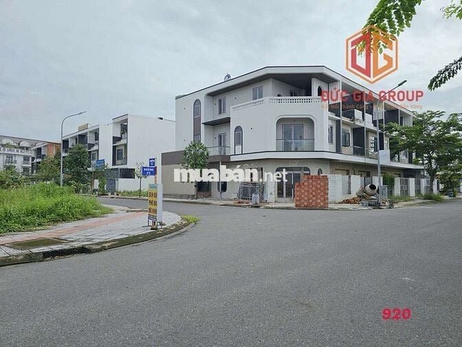 Bán nhà thô 1 trệt 2 lầu trục chính F5 đường to KDC Bửu Long 3