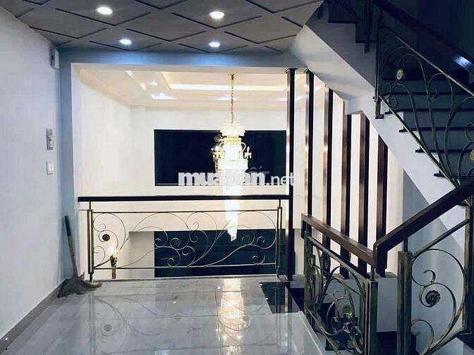 Nhà 45m2(4.1x11m), 5 tầng 5PN, Nơ Trang Long Bình Thạnh, hẻm 5m xe hơi