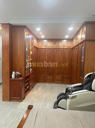 Bán Biệt thự 8x20m 1 hầm 3 lầu NTCC gỗ sang trọng 