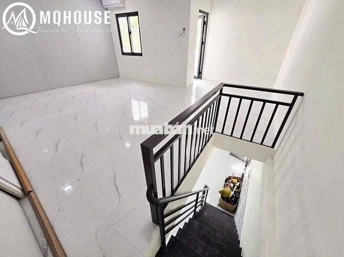 Cho thuê nguyên căn 1 trệt 1 lầu 1NVS