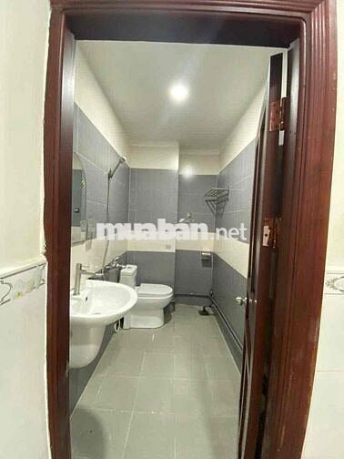 NGAY MẶT TIỀN THỐNG NHẤT STUDIO TONE GỖ CHỈ 3x