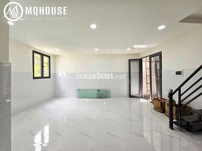 Cho thuê nguyên căn 1 trệt 1 lầu 1NVS