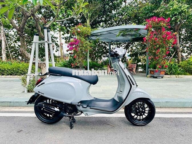 Vespa Sprint S125 xám xi măng cuối 2022