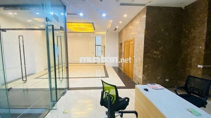 Cho thuê tầng 1 tại  Nguyễn Chí Thanh sàn 50m2 giá 12tr/th