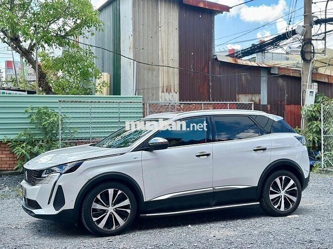 Peugeot 3008 2023 GT - 20000 km