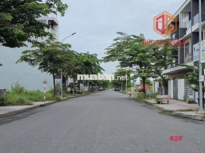 Bán nhà thô 1 trệt 2 lầu trục chính F5 đường to KDC Bửu Long 3