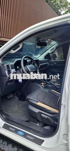 Ford Ranger 2024 XLS 2.0 4X2 AT - 26000 km