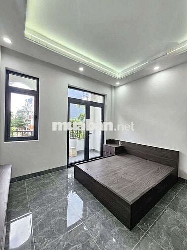 Cho thuê nhà Gần ngã tư Hòa Lân