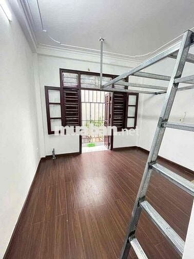 BÁN NHÀ KIM GIANG ĐẠI KIM HOÀNG MAI LÔ GÓC GẦN PHỐ DT: 33m2 *5 Tầng