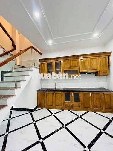 BÁN NHÀ MẶT NGÕ GIẢI PHÓNG – Ô TÔ VÀO NHÀ - 43M2 Giá Hơn 10 Tỷ