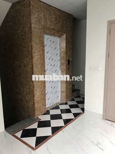Cho thuê shophouse góc 100m² San Hô Vinhomes OCP full ĐH thang máy