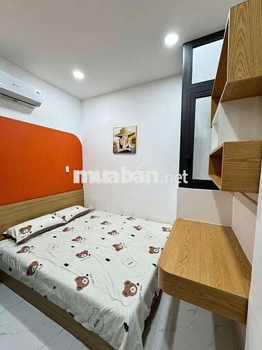 Nhà đẹp 3.2c9m 2pn.2wc Nội thất mới tinh. Huỳnh Văn Nghệ p15 Tân Bình
