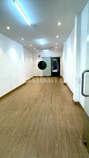 Cho thuê mặt bằng dài hạn mặt tiền ttq3