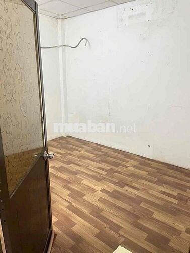 Nhà nguyên căn mặt tiền Hồ Văn Huê giao Nguyễn Kiệm
