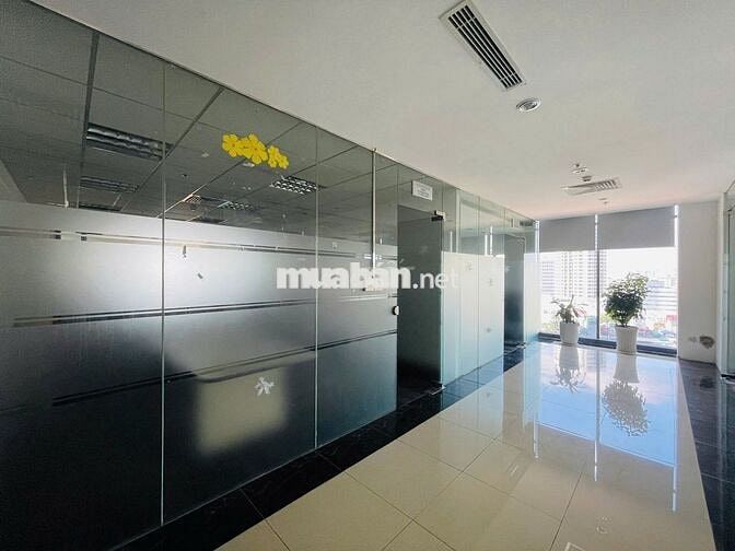 Cho thuê văn phòng Cầu Giấy 300m2 giá hợp lý tại 82 Duy Tân. LH NGAY