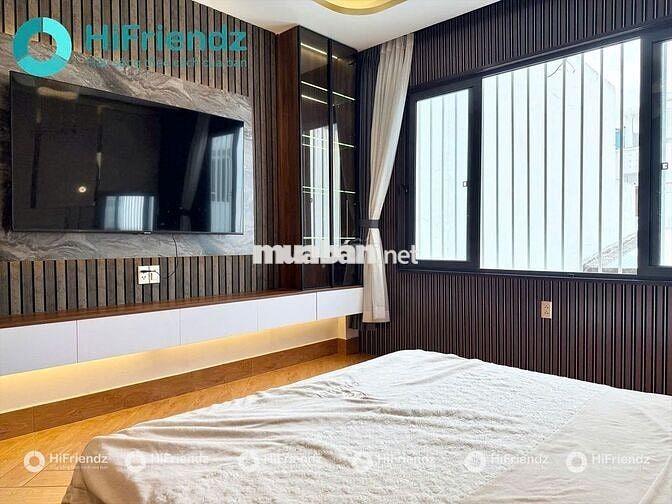 STUDIO BAN CÔNG FULL NỘI THẤT 40M2 NGAY CÔNG VIÊN LÀNG HOA
