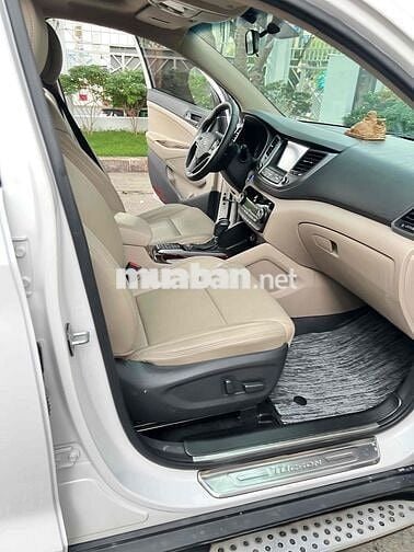 Hyundai Tucson 2018 2.0 AT CRDi - 9 km