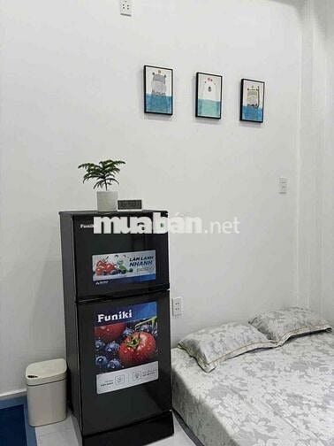 CHO THUÊ PHÒNG CỬA SỔ TO, NỘI THẤT MỚI NGAY VÒNG XOAY DÂN CHỦ, GẦN UEH
