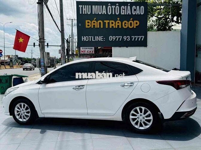 Hyundai Accent 2022 1.4 AT - 73000 km