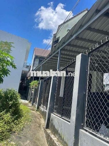 BÁN ĐẤT TẶNG HAI CĂN NHÀ TRỌ HOÀN CÔNG- DT: 111M2- GIÁ 4,150ty