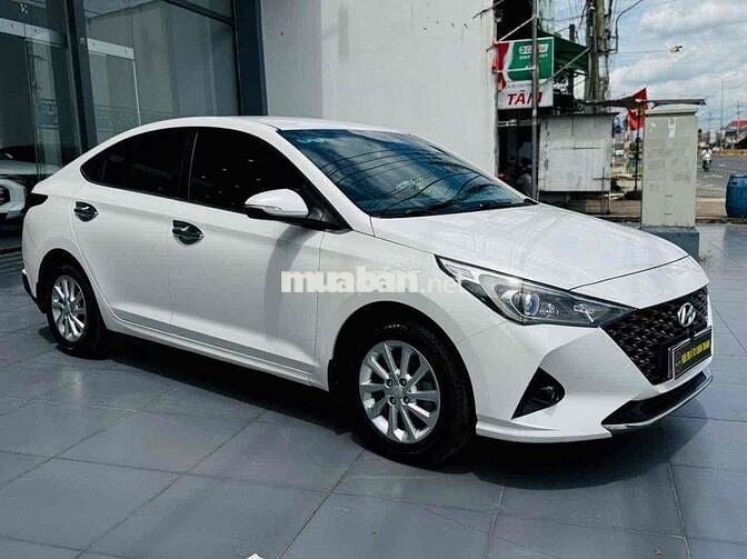 Hyundai Accent 2022 1.4 AT - 73000 km