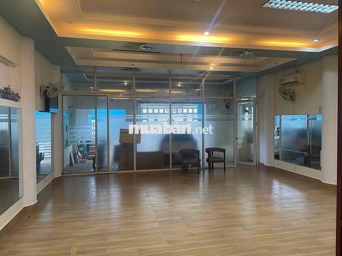 Cho thuê nhà đẹp, sàn gỗ giá tốt, Nguyễn Tri Phương thành phố Vũng Tàu