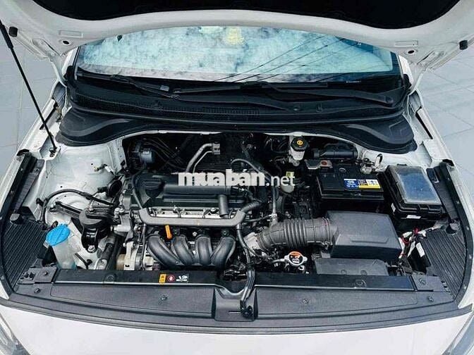 Hyundai Accent 2022 1.4 AT - 73000 km