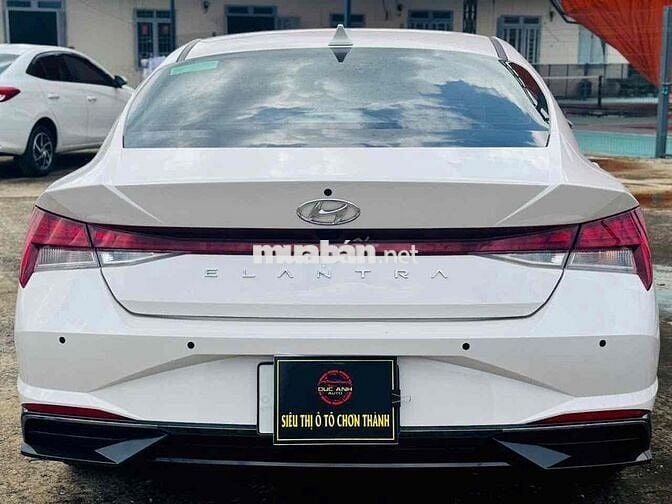 Hyundai Elantra 2024 1.6 AT Tiêu chuẩn  - 31000 km
