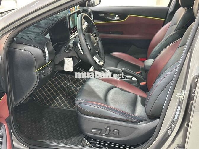 Kia K3 2024 Premium 2.0 AT Siêu Đẹp Siêu Lướt