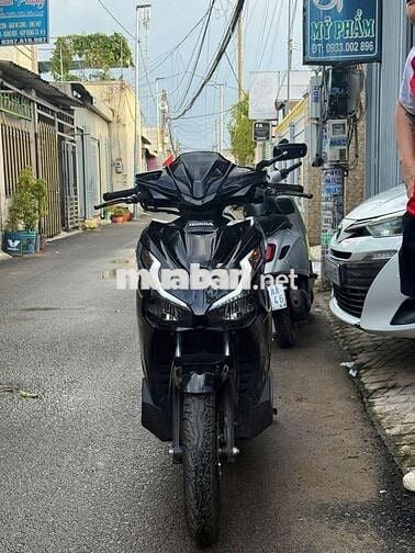 Air blade 160i 2025 bạc đen 98%