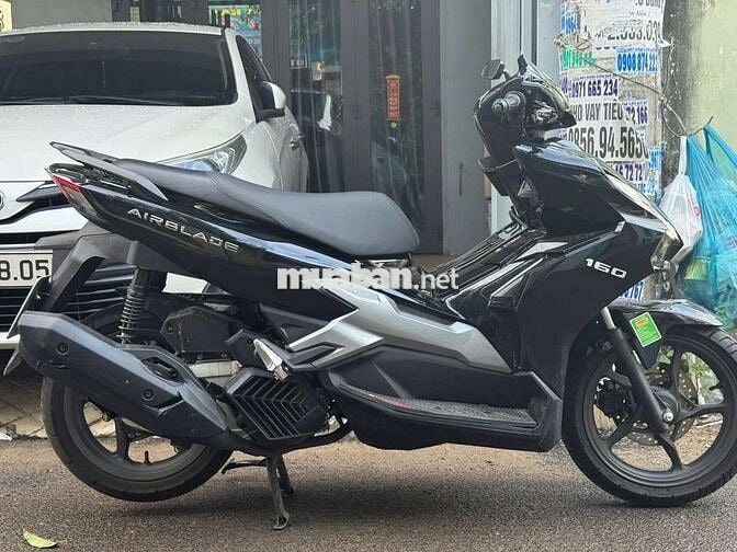 Air blade 160i 2025 bạc đen 98%