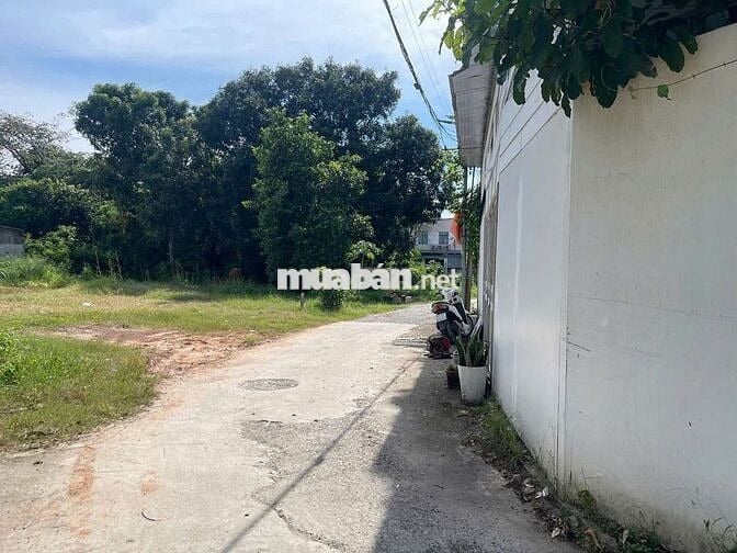 CHO THUÊ PHÒNG RỘNG 42M² – 90 ĐX 001, P. Bình Dương, TP HCM