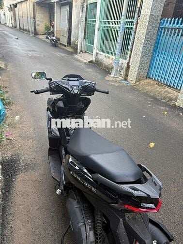 Air blade 160i 2025 bạc đen 98%