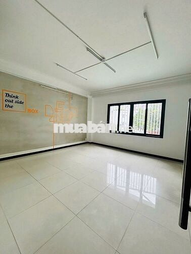 SIÊU PHẨM 4 SÀN TRỐNG SUỐ -345 CMT8 - DTSD hơn 500m2, Giá chỉ 55 triệu
