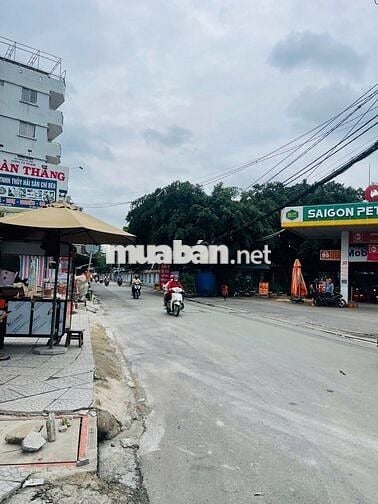 Góc 2 mặt tiền gần Khu D2 ( Nguyễn Gia Trí ) - 19x11 - 2 Tầng Suốt Đẹp