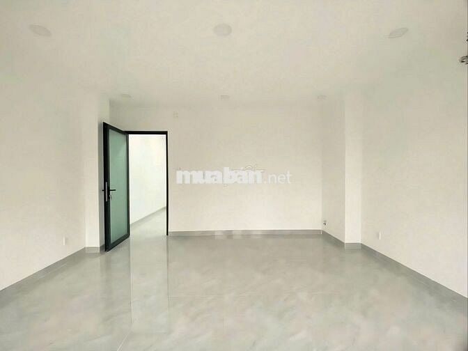SIÊU PHẨM 4 SÀN TRỐNG SUỐ -345 CMT8 - DTSD hơn 500m2, Giá chỉ 55 triệu