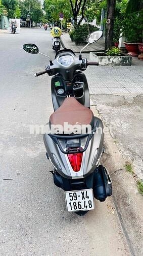 Yamaha Grande ABS xám 2023