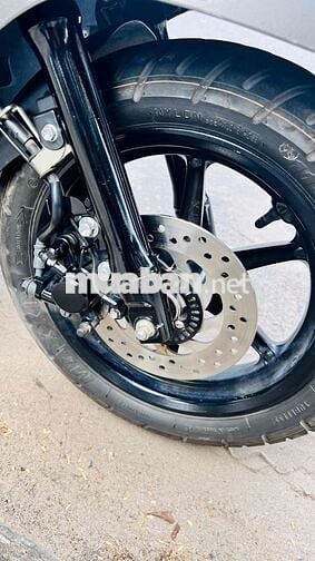 Yamaha Grande ABS xám 2023