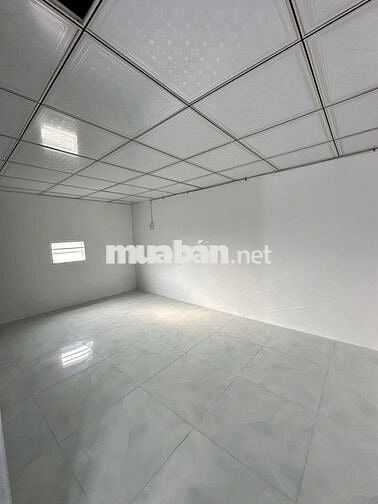 Ngộp! Cần bán căn nhà cấp 4 gần bệnh viện Xuyên Á 120m2 SHR giá 760tr
