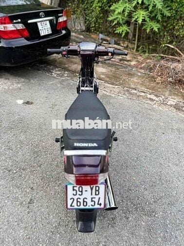Xe số Honda Dream Thái