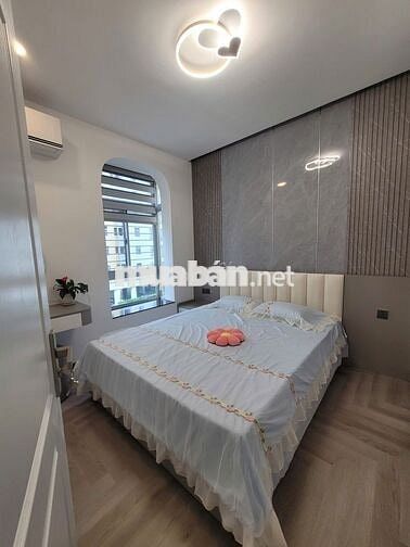 Bán gấp căn hộ 71m2 2PN Sky Garden PMH - Q7, mới 100% Tặng NT cao cấp