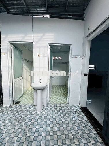 Ngộp! Cần bán căn nhà cấp 4 gần bệnh viện Xuyên Á 120m2 SHR giá 760tr