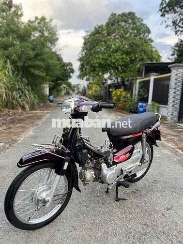 Xe số Honda Dream Thái