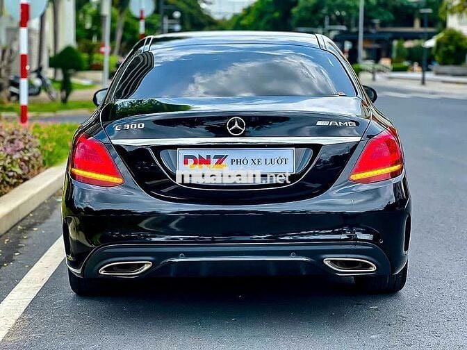 Mercedes Benz 2019 C300 AMG Full Option