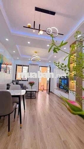 Bán tập thể Phạm Ngọc Thạch, Lô góc 2 ngủ, nhà đẹp nhỉnh 4 tỉ