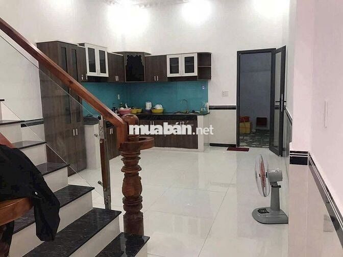 Cho thuê nhà nguyên căn Chợ Hưng Long - 1 trệt 2 lầu, 4 phòng ngủ lớn